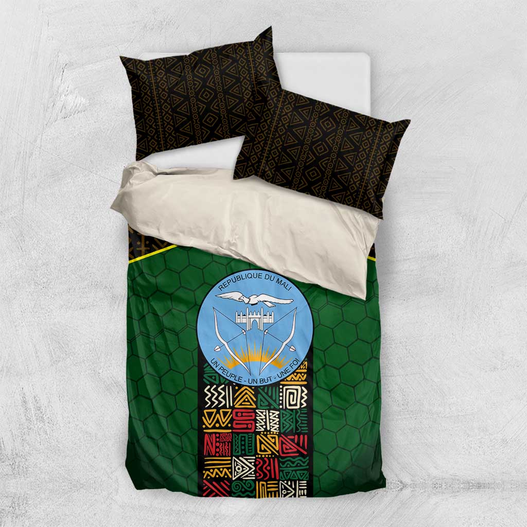 Mali Map Bedding Set Vulture in Gliding Flight - African Patterns Design