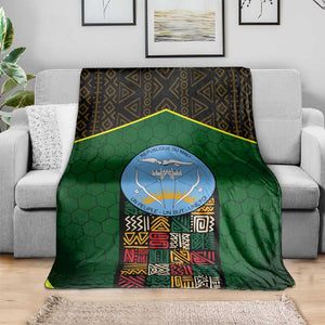 Mali Map Blanket Vulture in Gliding Flight - African Patterns Design