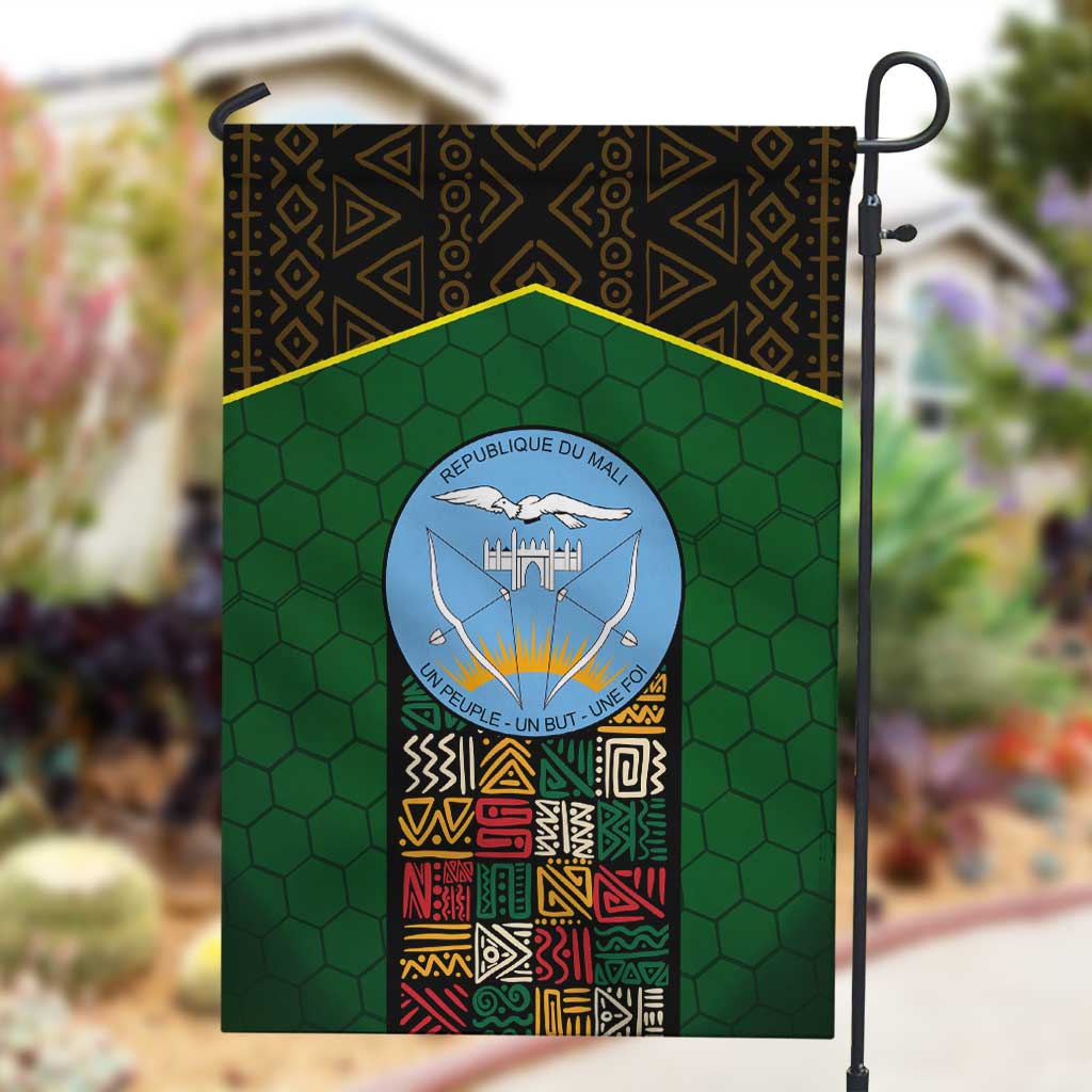 Mali Map Garden Flag Vulture in Gliding Flight - African Patterns Design