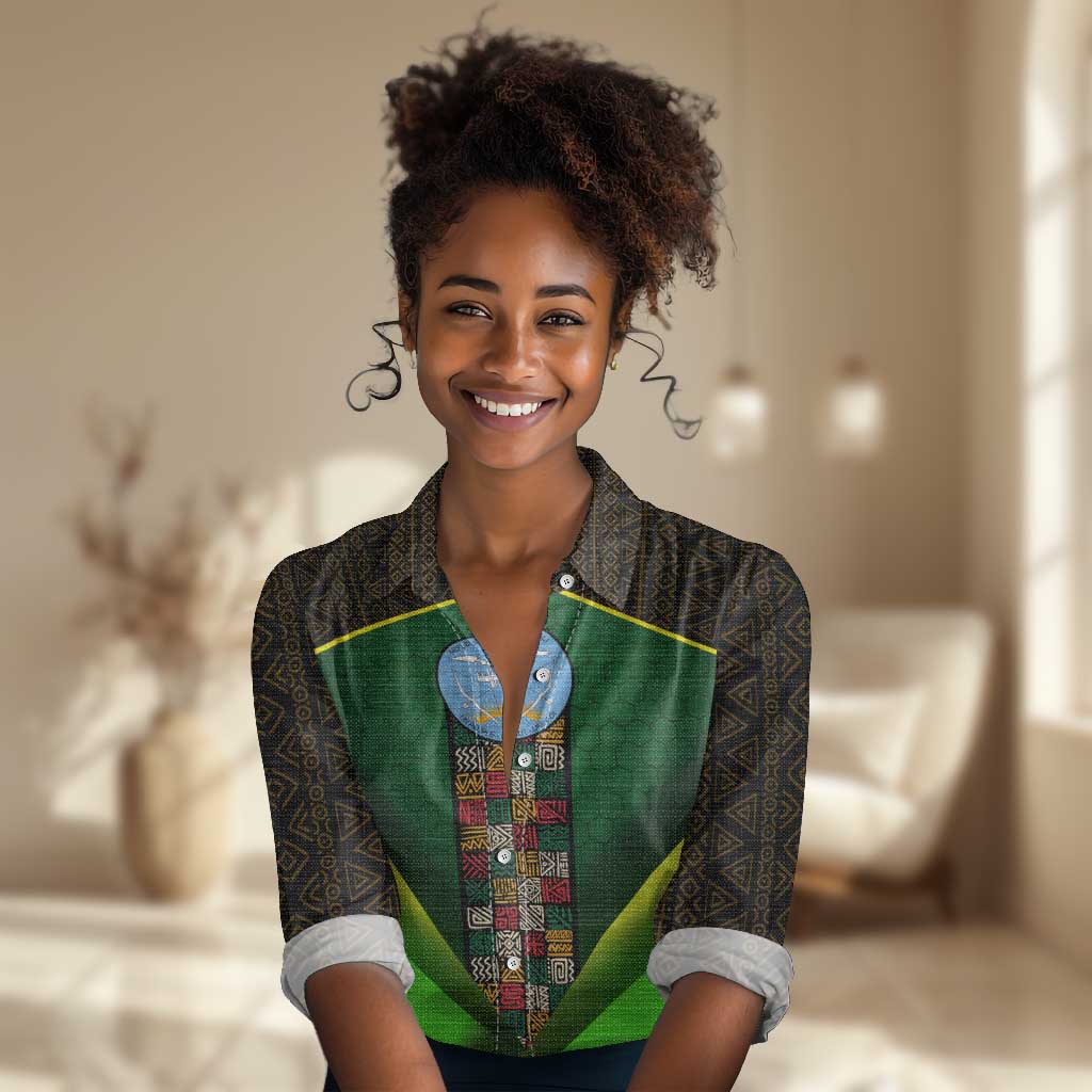 Mali Map Women Casual Shirt Vulture in Gliding Flight - African Patterns Design
