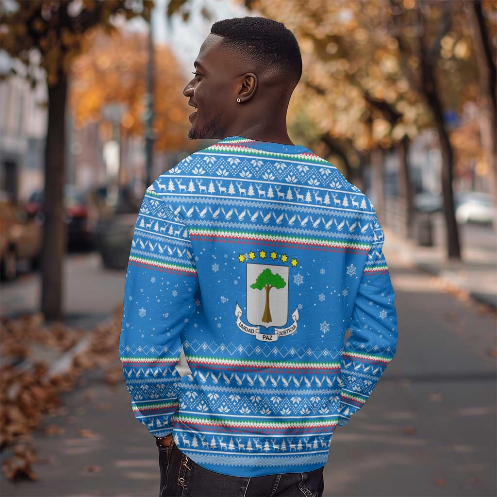 Equatorial Guinea Christmas Sweatshirt Nzalang Noel Eagle Flag Snowflakes - African Pride