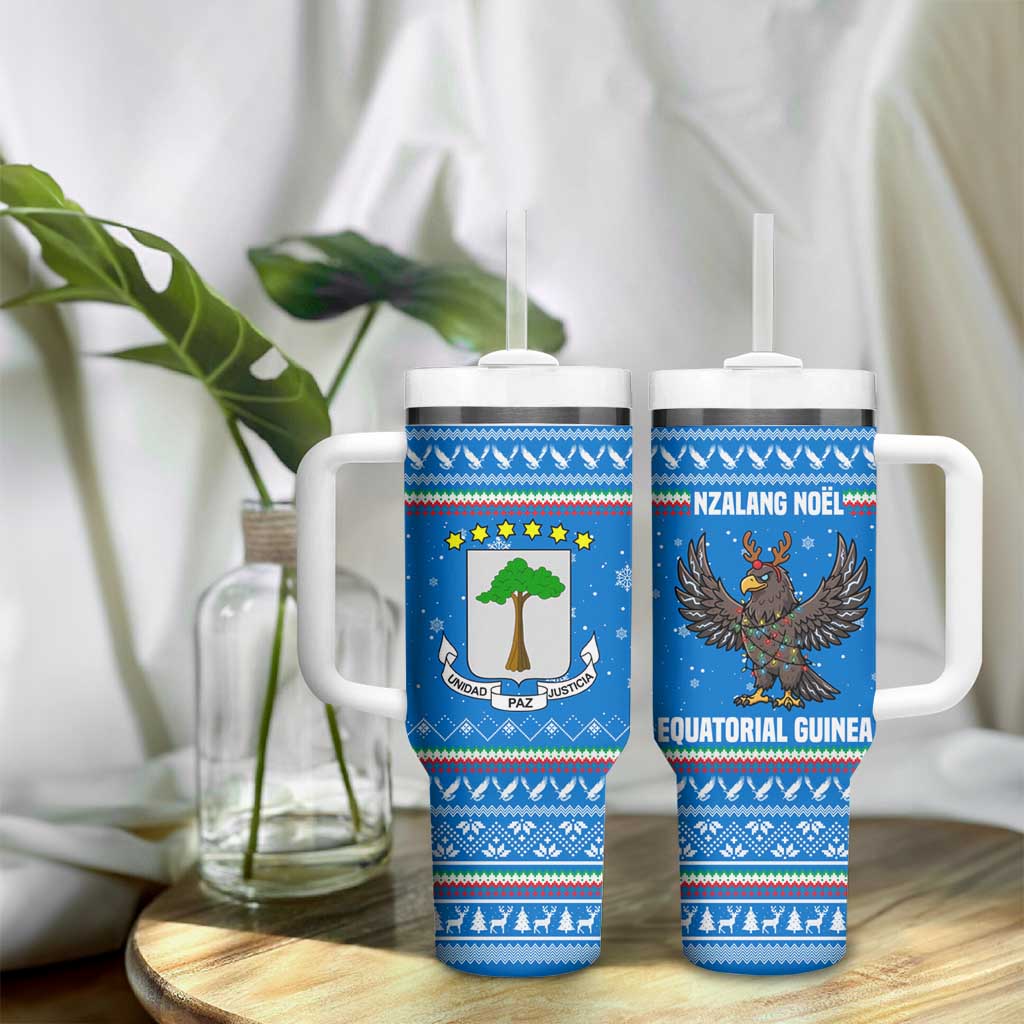 Equatorial Guinea Christmas Tumbler With Handle Nzalang Noel Eagle Flag Snowflakes - African Pride