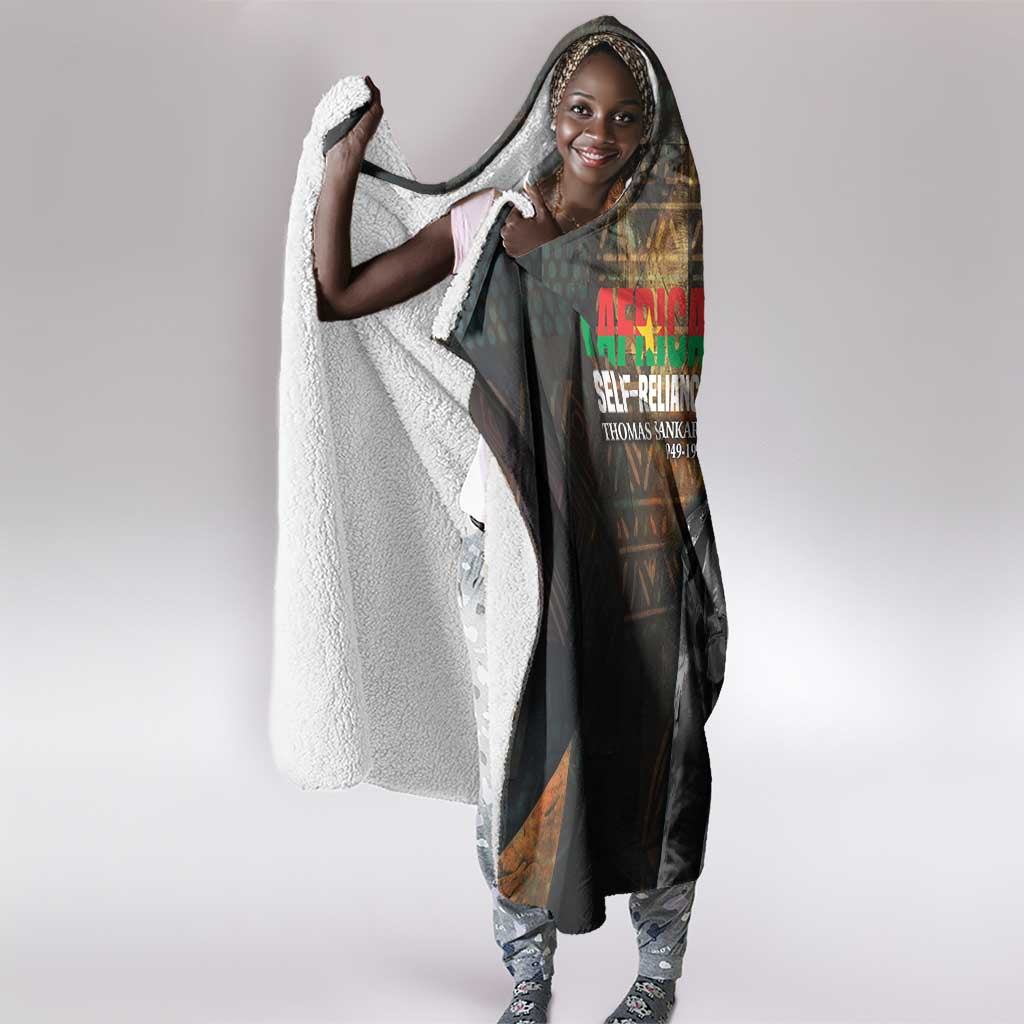 Thomas Sankara Hooded Blanket Burkina Faso Africa Self-Reliance Message and Military Portrait - African Pride