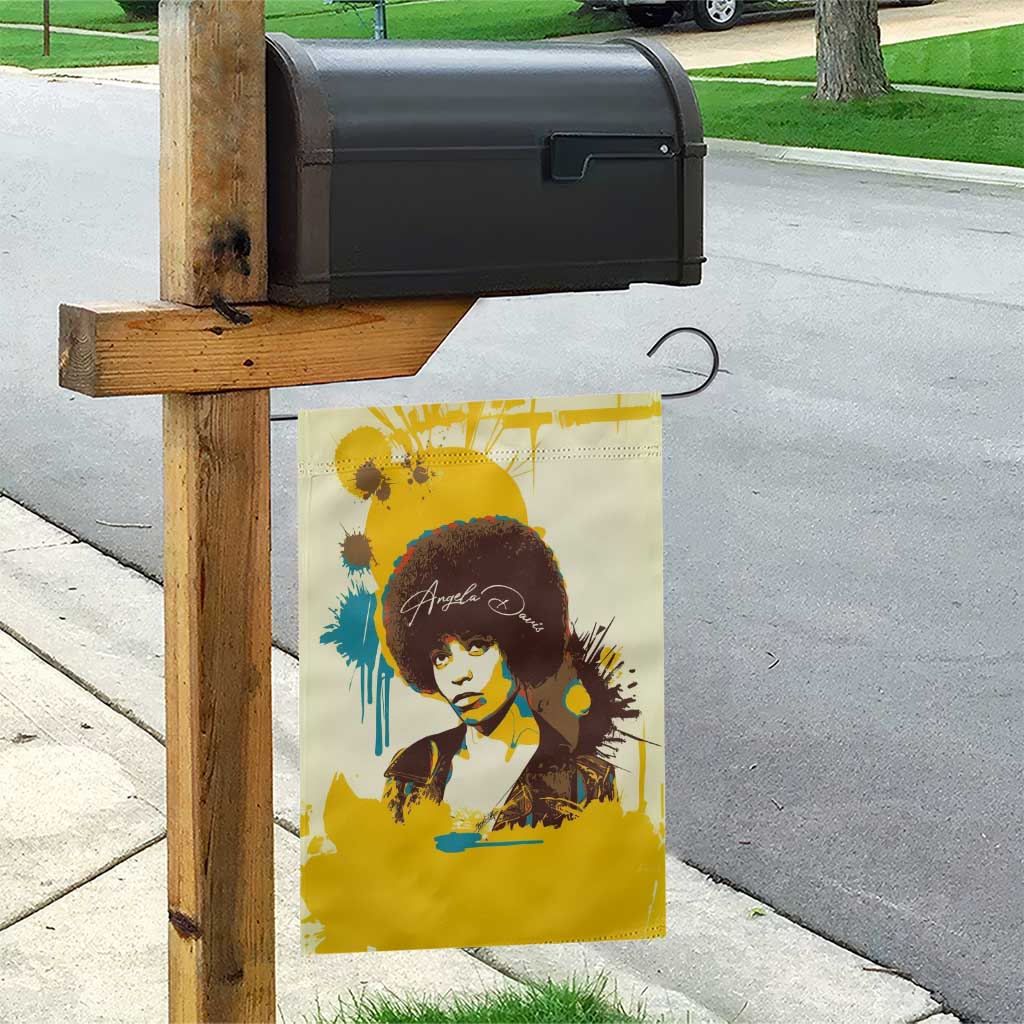 Angela Davis Garden Flag Bold Pop Art Style Freedom Is a Constant Struggle Quote Civil Rights Activist - African Pride