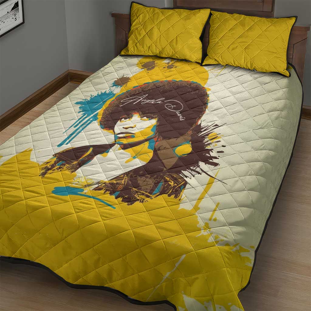Angela Davis Quilt Bed Set Bold Pop Art Style Freedom Is a Constant Struggle Quote Civil Rights Activist - African Pride