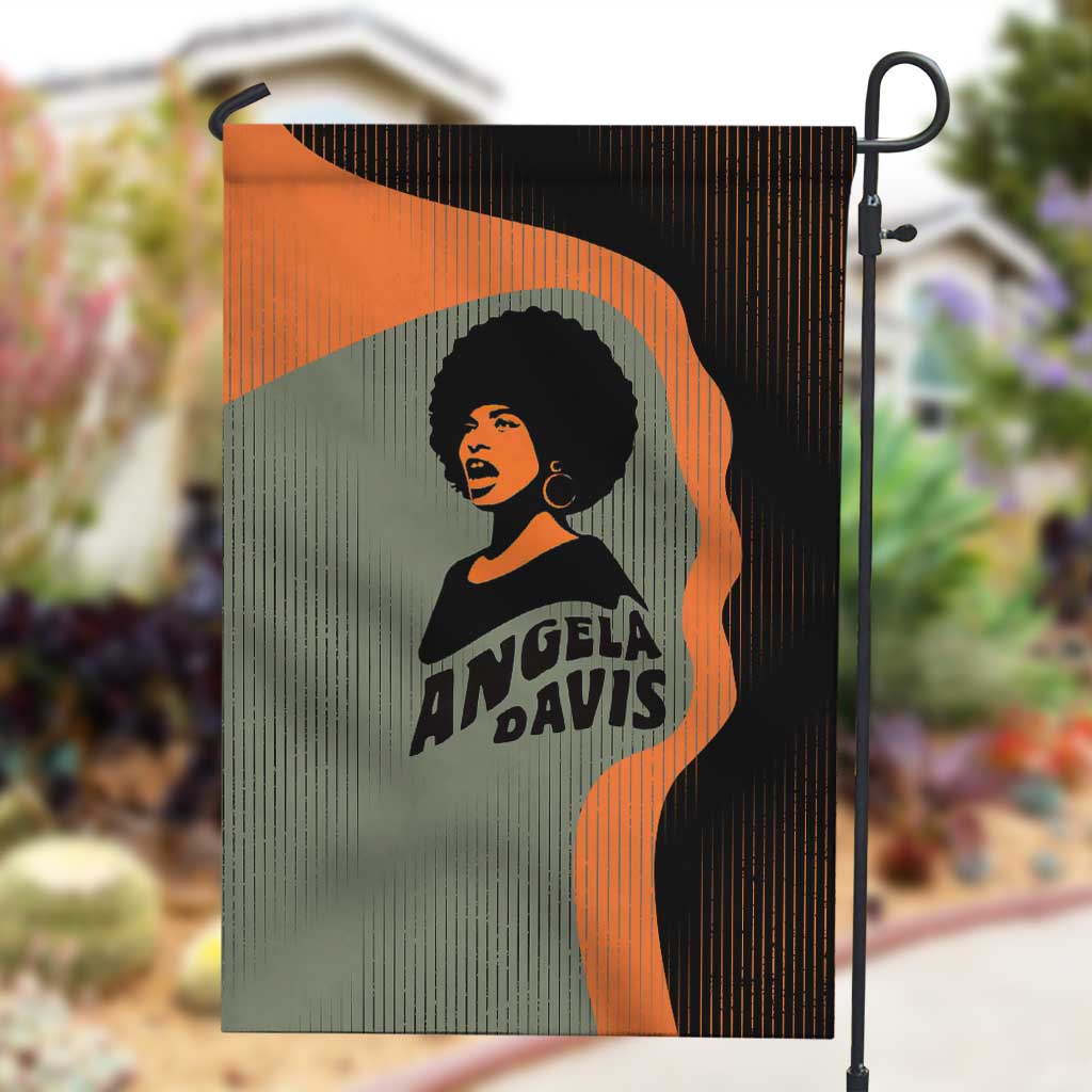 Angela Davis Garden Flag Retro Graphic Design I Am Changing the Things I Cannot Accept Quote Civil Rights Empowerment Tribute - African Pride