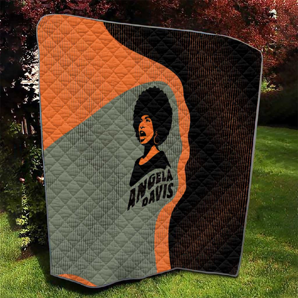 Angela Davis Quilt Retro Graphic Design I Am Changing the Things I Cannot Accept Quote Civil Rights Empowerment Tribute - African Pride