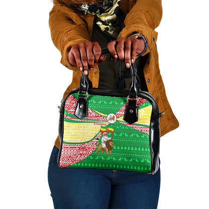 Ethiopia Christmas Shoulder Handbag Santa Riding Lion Ethiopian Flag Colors and Tribal - African Pride