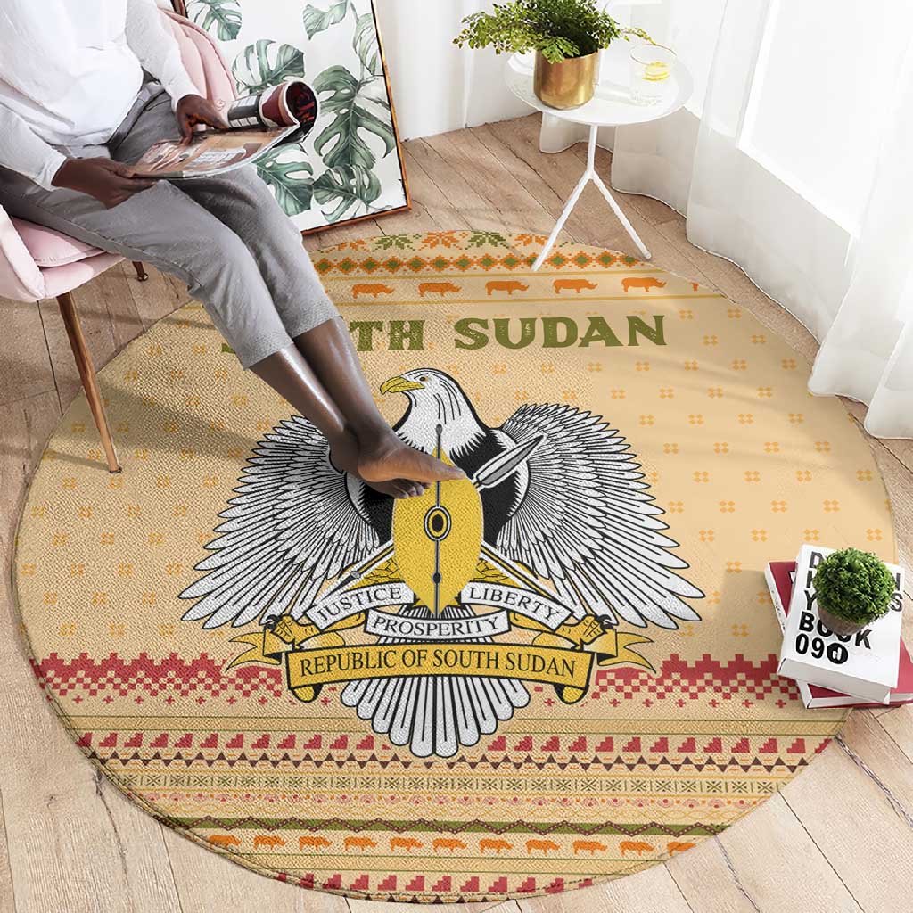 South Sudan Christmas Round Carpet Beige Tribal Pattern, National Emblem, and Green Star Motif - African Pride