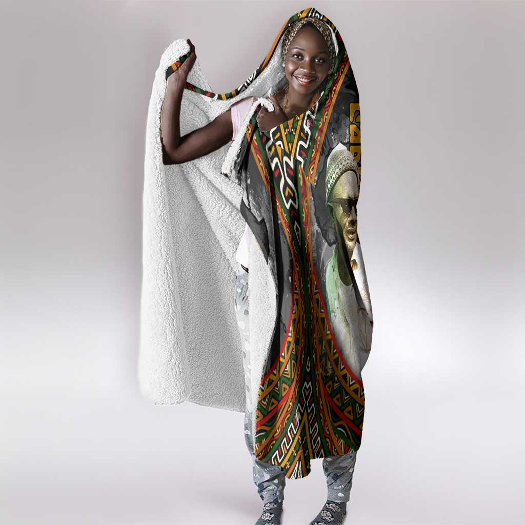 Amilcar Cabral Hooded Blanket African Map with Chains Freedom Theme Revolutionary Liberation Tribute - African Pride