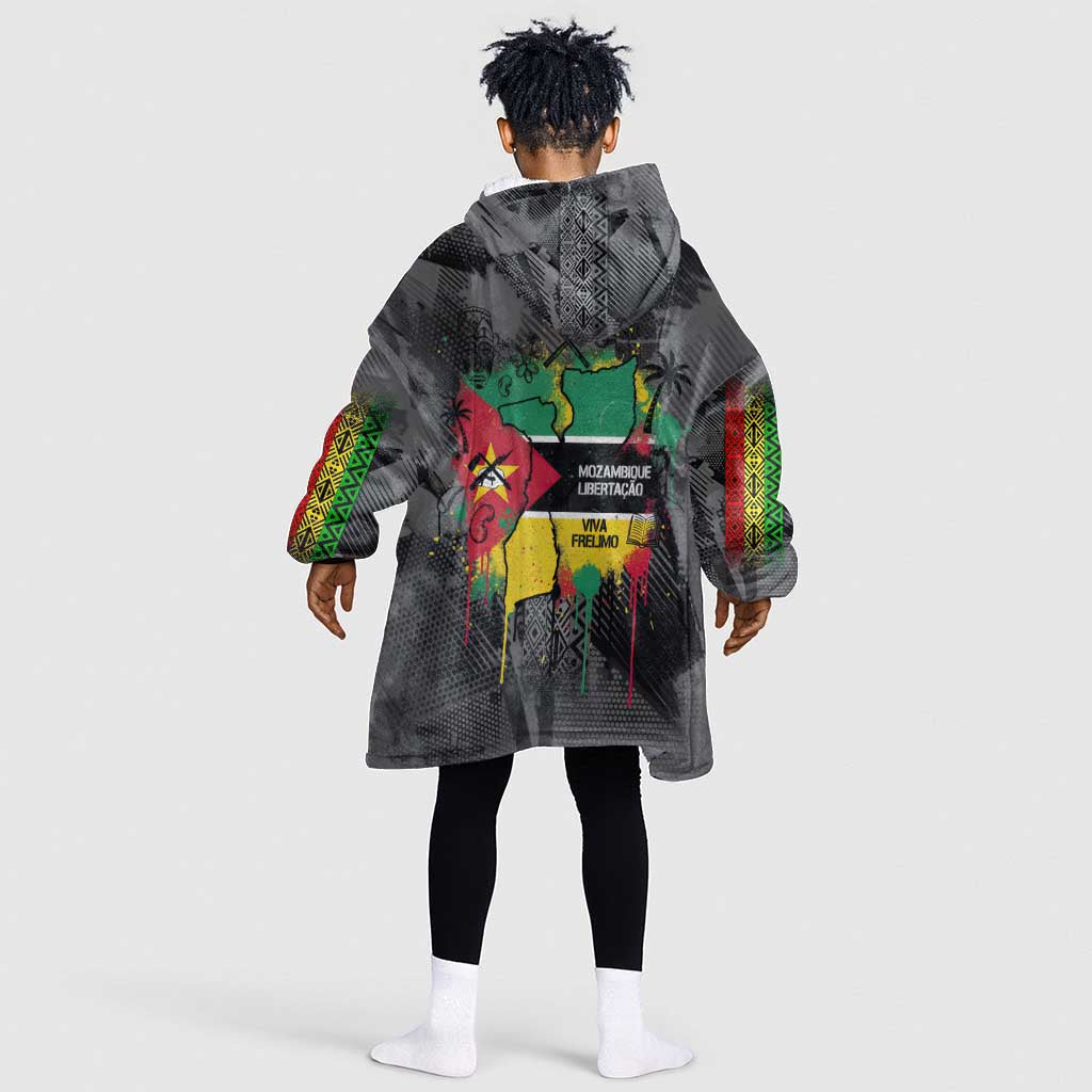 Samora Machel Kid Wearable Blanket Hoodie Mozambique Liberation Graffiti Style Viva FRELIMO African Revolutionary - African Pride