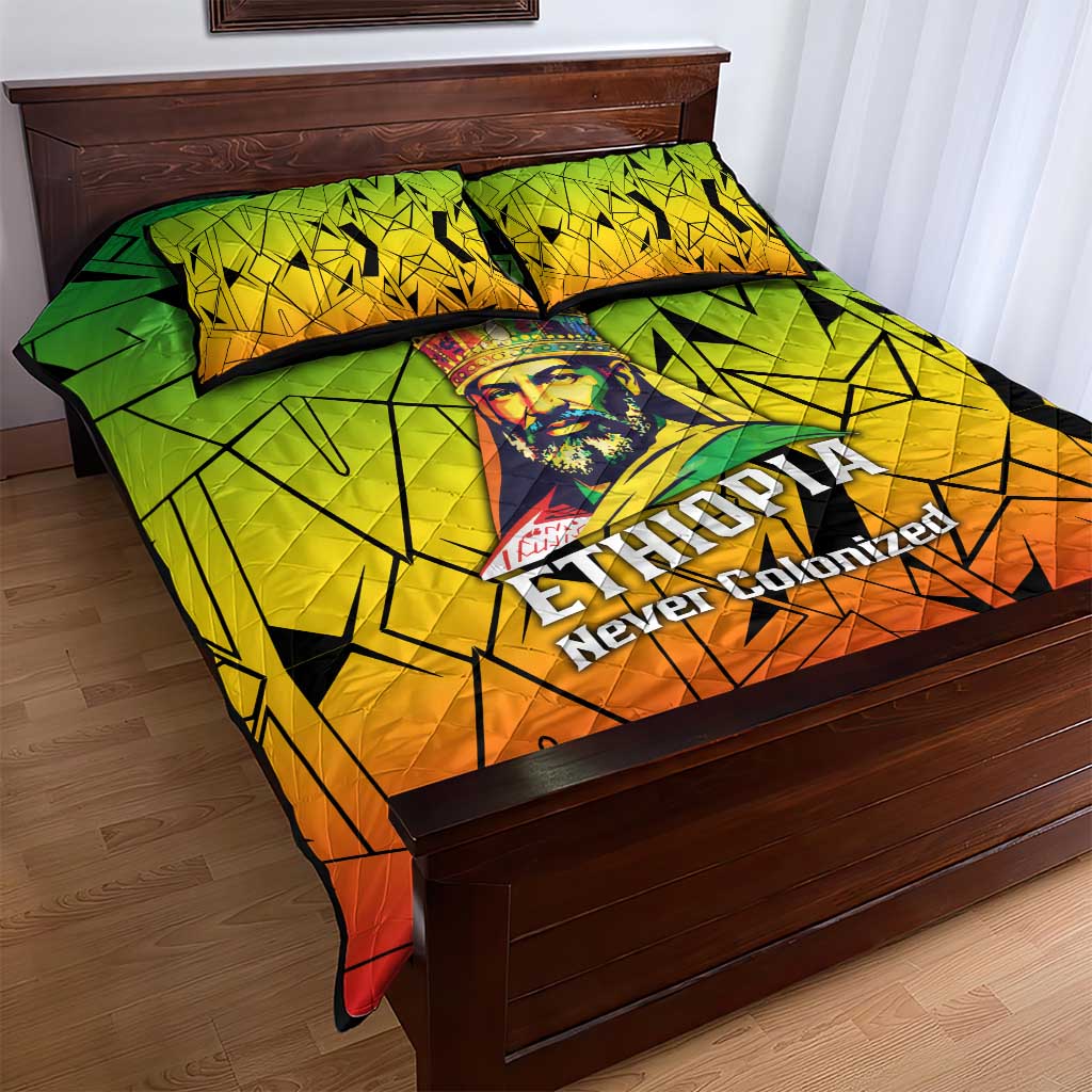 Menelik II Quilt Bed Set with Crowned Portrait, Ethiopia Never Colonized Text and Pan-African Abstract - African Pride