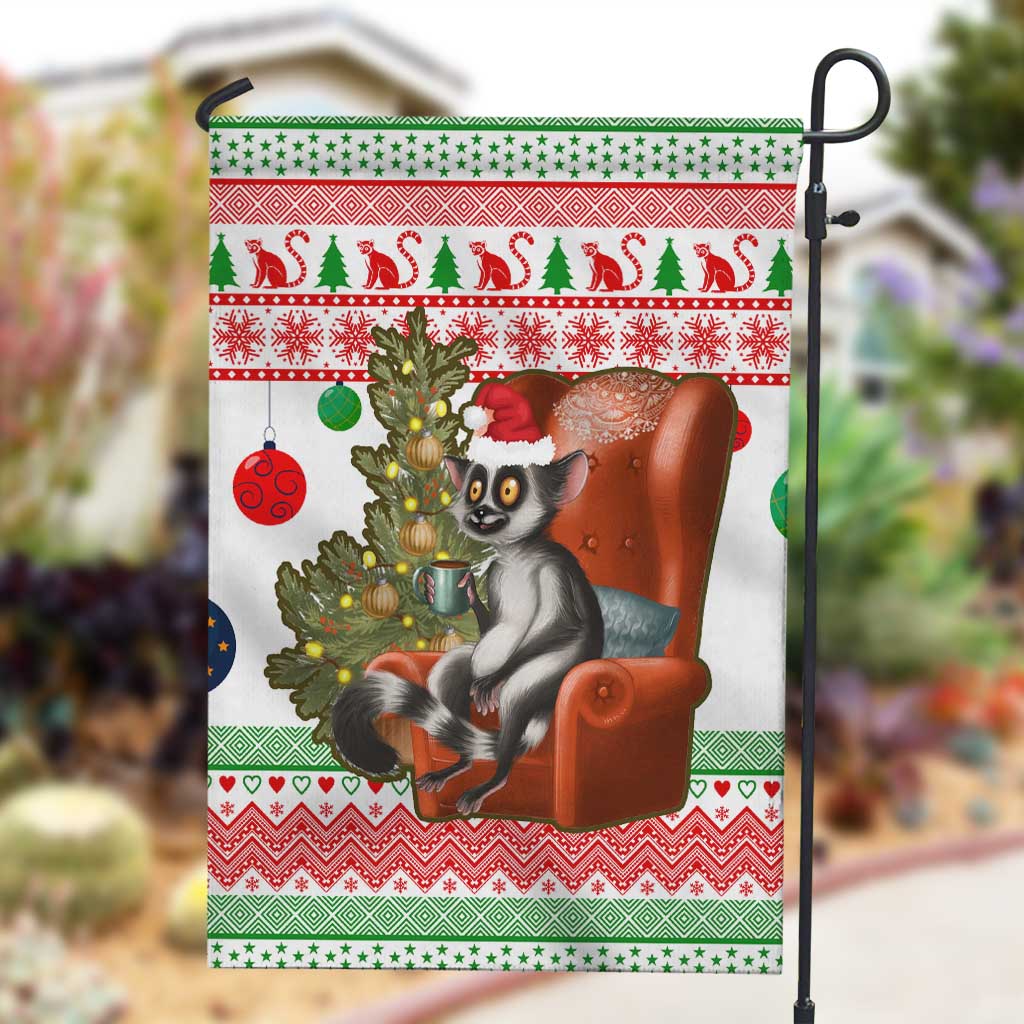 Madagascar Christmas Garden Flag Lemur Santa Hat Holiday Tree - African Pride