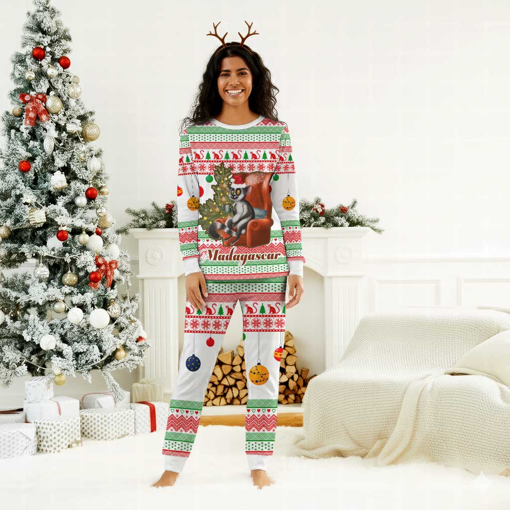 Madagascar Christmas Pajama Set Lemur Santa Hat Holiday Tree - African Pride
