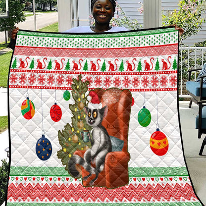 Madagascar Christmas Quilt Lemur Santa Hat Holiday Tree - African Pride
