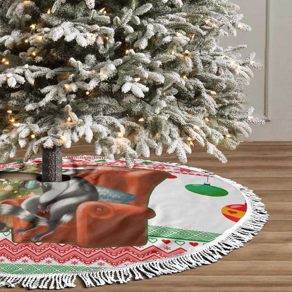 Madagascar Christmas Tree Skirt Lemur Santa Hat Holiday Tree - African Pride