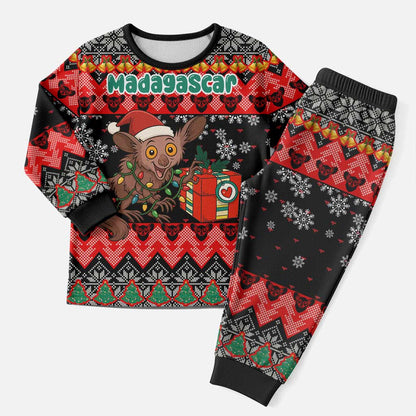 Madagascar Christmas Pajama Set Aye Aye Lemur Santa Hat Holiday Lights - African Pride
