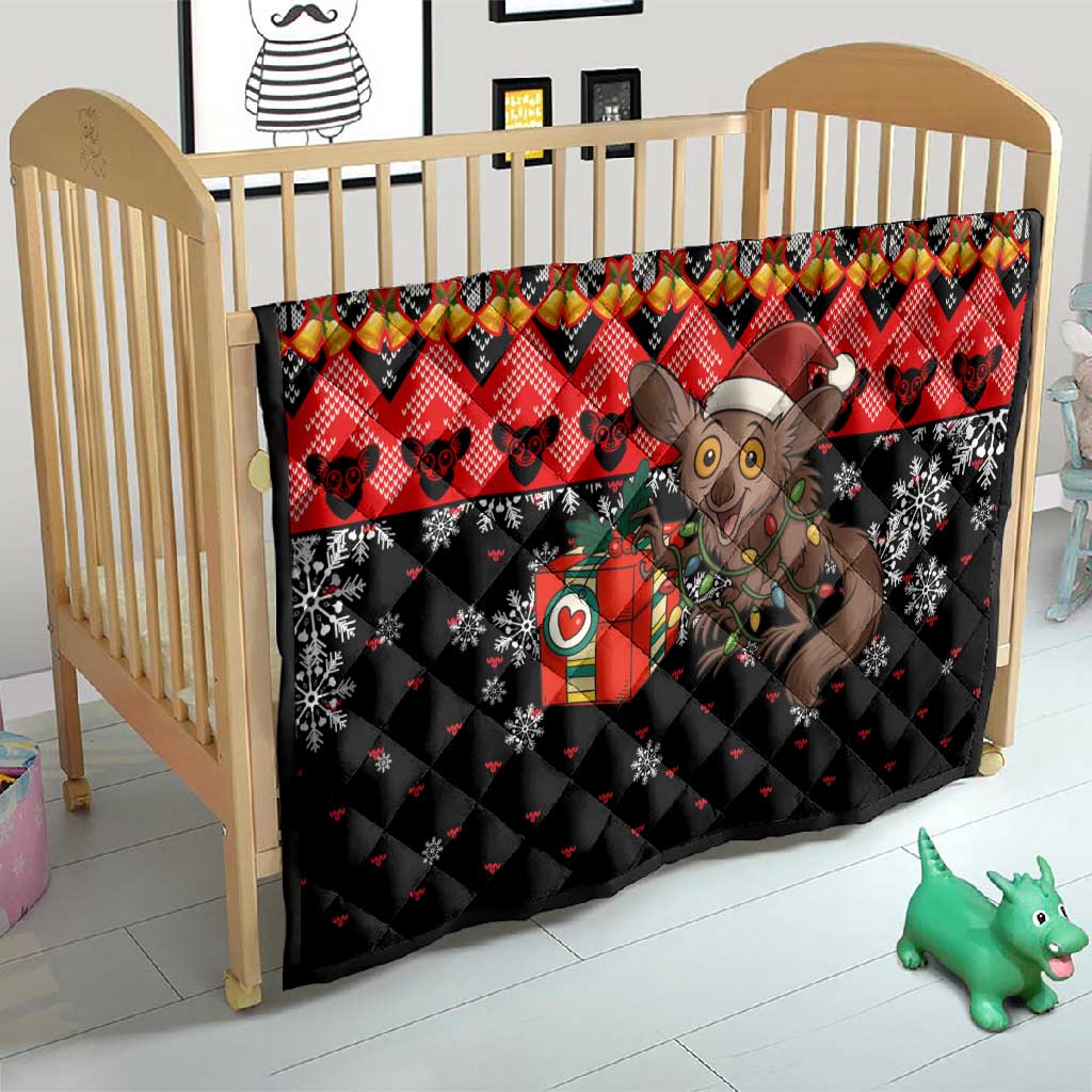 Madagascar Christmas Quilt Aye Aye Lemur Santa Hat Holiday Lights - African Pride