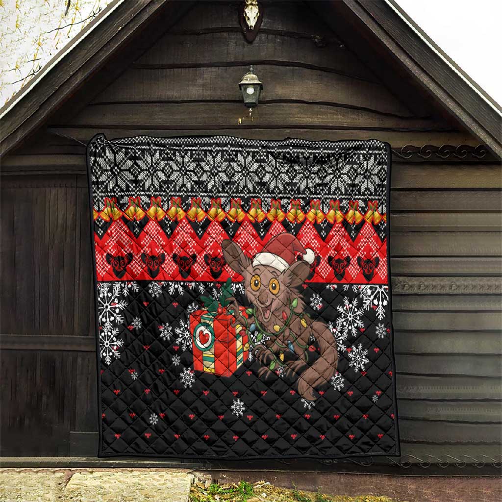 Madagascar Christmas Quilt Aye Aye Lemur Santa Hat Holiday Lights - African Pride