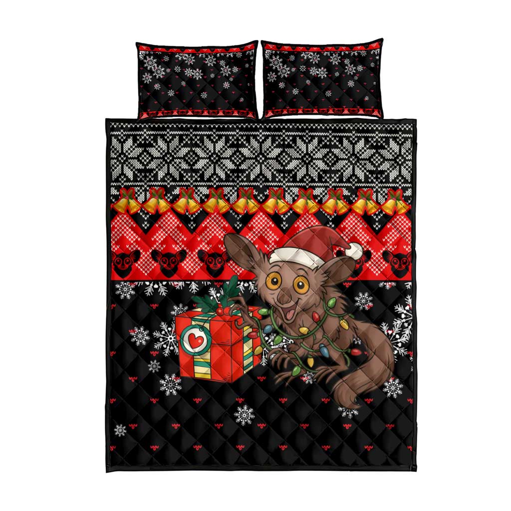 Madagascar Christmas Quilt Bed Set Aye Aye Lemur Santa Hat Holiday Lights - African Pride