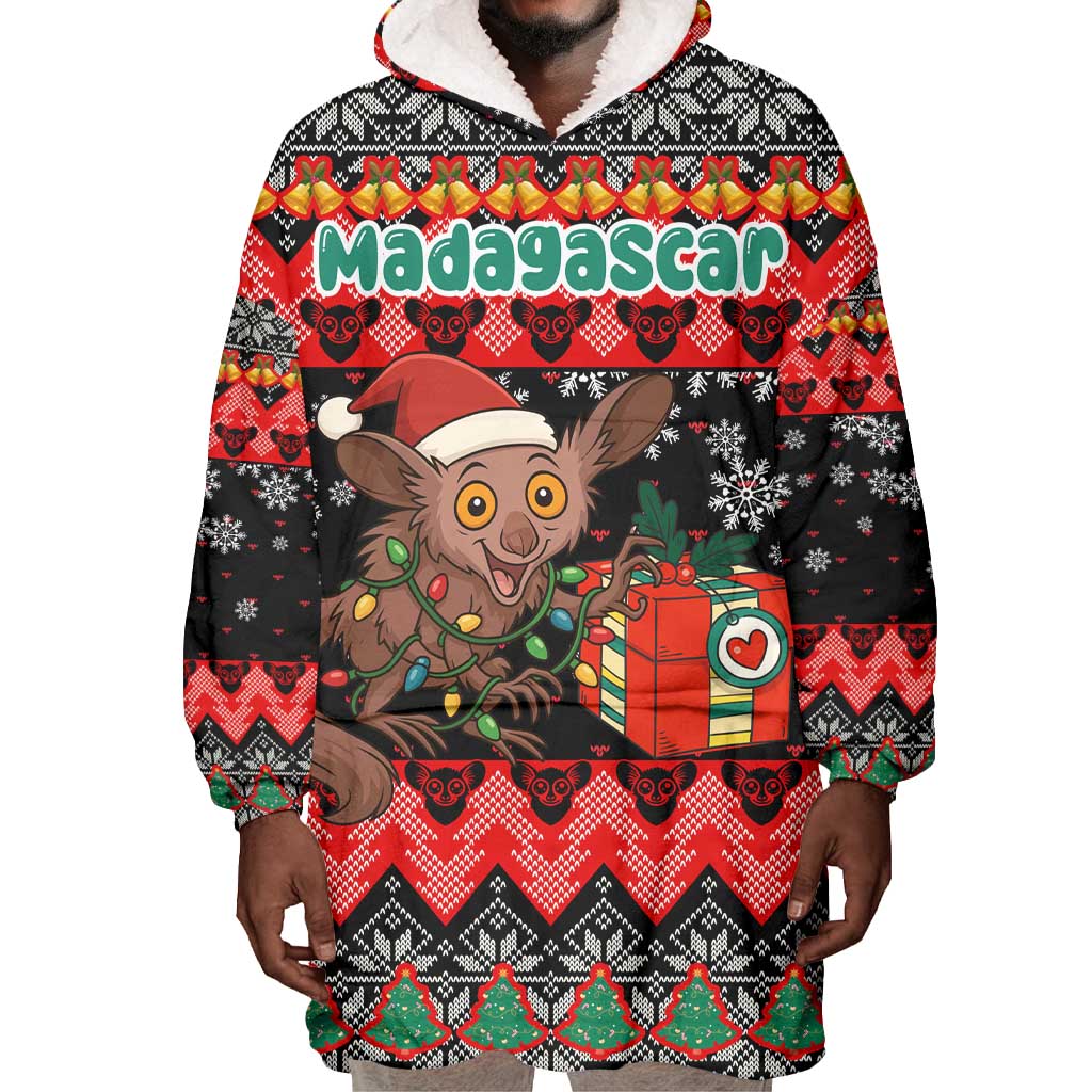 Madagascar Christmas Wearable Blanket Hoodie Aye Aye Lemur Santa Hat Holiday Lights - African Pride