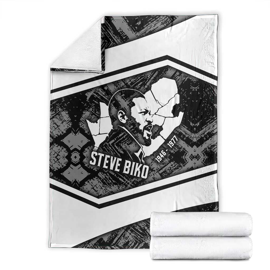 Steve Biko Blanket with Monochrome Portrait, Ideas Do Not Die Quote - African Pride