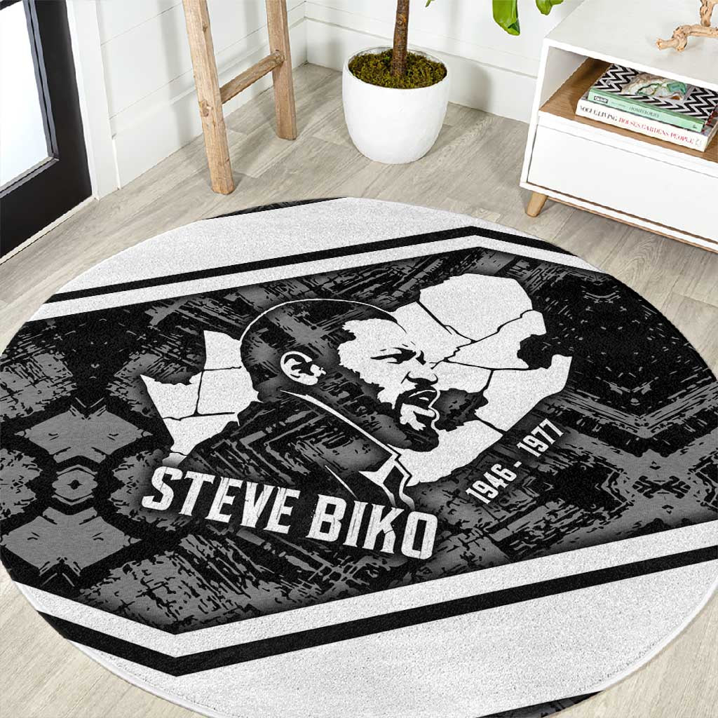 Steve Biko Round Carpet with Monochrome Portrait, Ideas Do Not Die Quote - African Pride