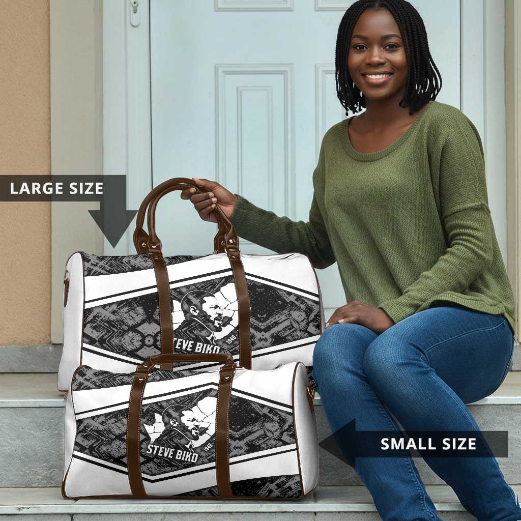 Steve Biko Travel Bag with Monochrome Portrait, Ideas Do Not Die Quote - African Pride