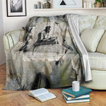 Ngugi wa Thiong O Blanket Graffiti Resist Statement Ink Pen Revolution Fist Literary Activism - African Pride