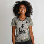 Ngugi wa Thiong O Women V-Neck T-Shirt Graffiti Resist Statement Ink Pen Revolution Fist Literary Activism - African Pride