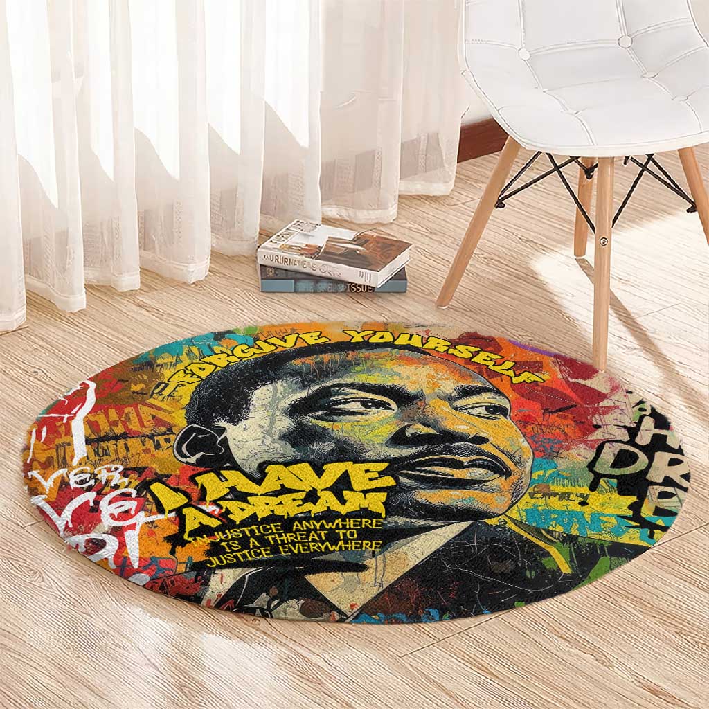 Martin Luther King Graffiti Afro Round Carpet Colorful Spray Paint Quotes and Crown - African Pride