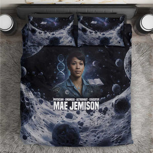 Mae Jemison Bedding Set with Space Portrait Design, Science Has No Boundaries Quote and DNA Book Elements - African Pride