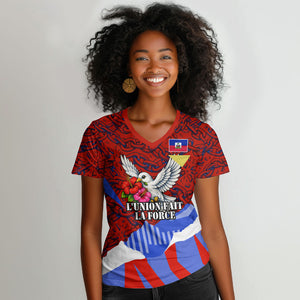 Haiti Flag Day Soul Of The Free L Union Fait La Force Women V-Neck T-Shirt Peace Dove And Power Fist Art With Hibiscus And Broken Chains
