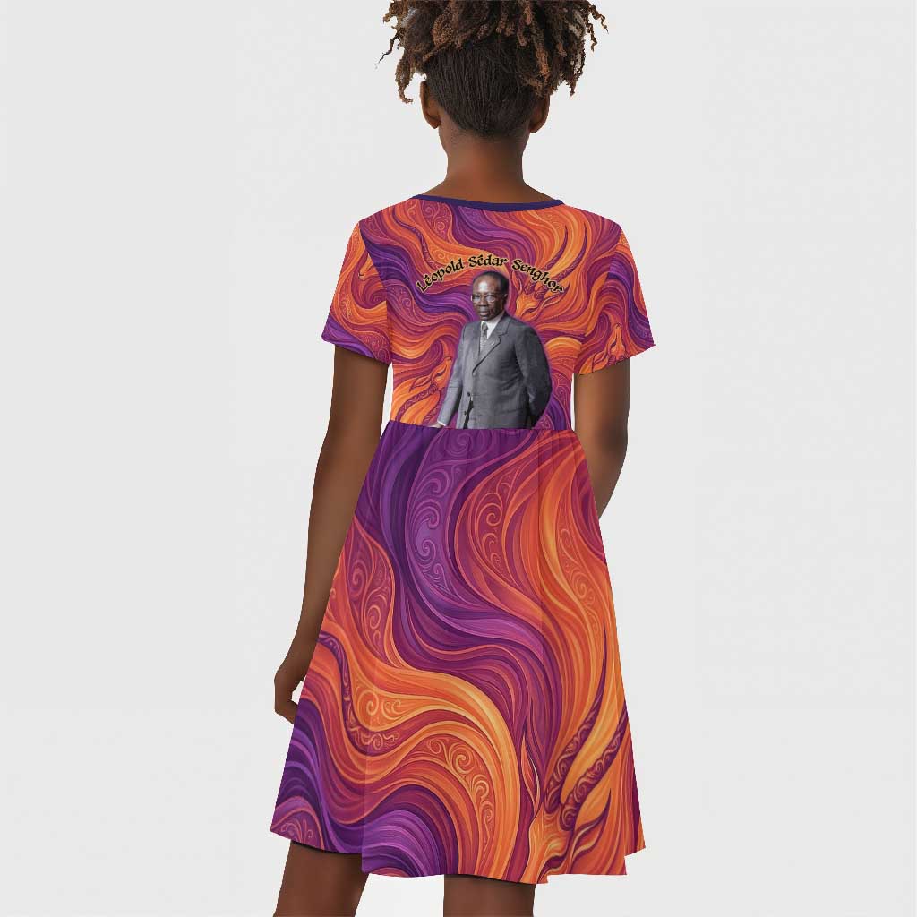 Léopold Sédar Senghor Kid Short Sleeve Dress Femme Noire Silhouette with Africa Map Pattern Vibrant Swirl Background - African Pride
