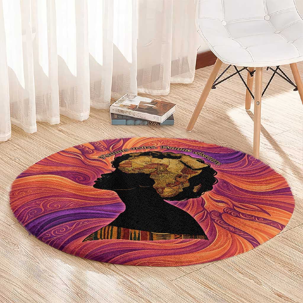 Léopold Sédar Senghor Round Carpet Femme Noire Silhouette with Africa Map Pattern Vibrant Swirl Background - African Pride