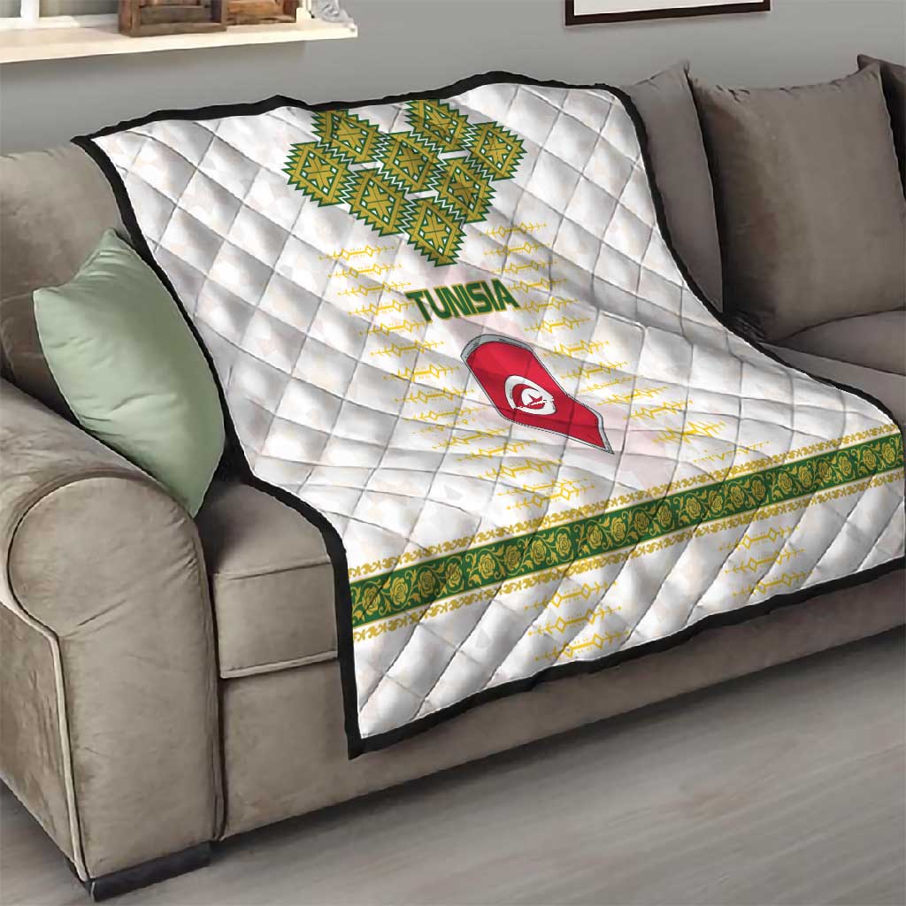 Tunisia Flag Quilt with National Crest and Emblem