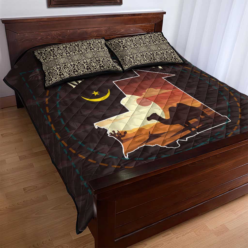 Mauritania Quilt Bed Set - Desert Sunset Camel Silhouette and Flag Accents