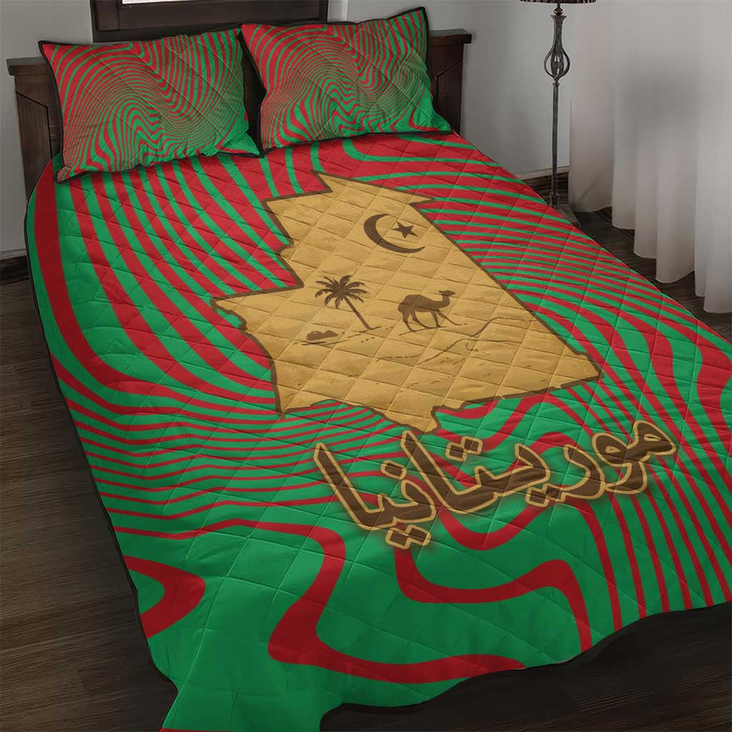 Mauritania Quilt Bed Set - Desert Camel Crescent Moon and Palm Tree Graphic in Red Green Gold Pattern