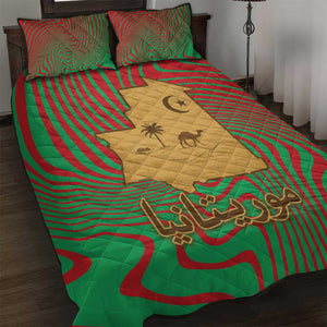 Mauritania Quilt Bed Set - Desert Camel Crescent Moon and Palm Tree Graphic in Red Green Gold Pattern
