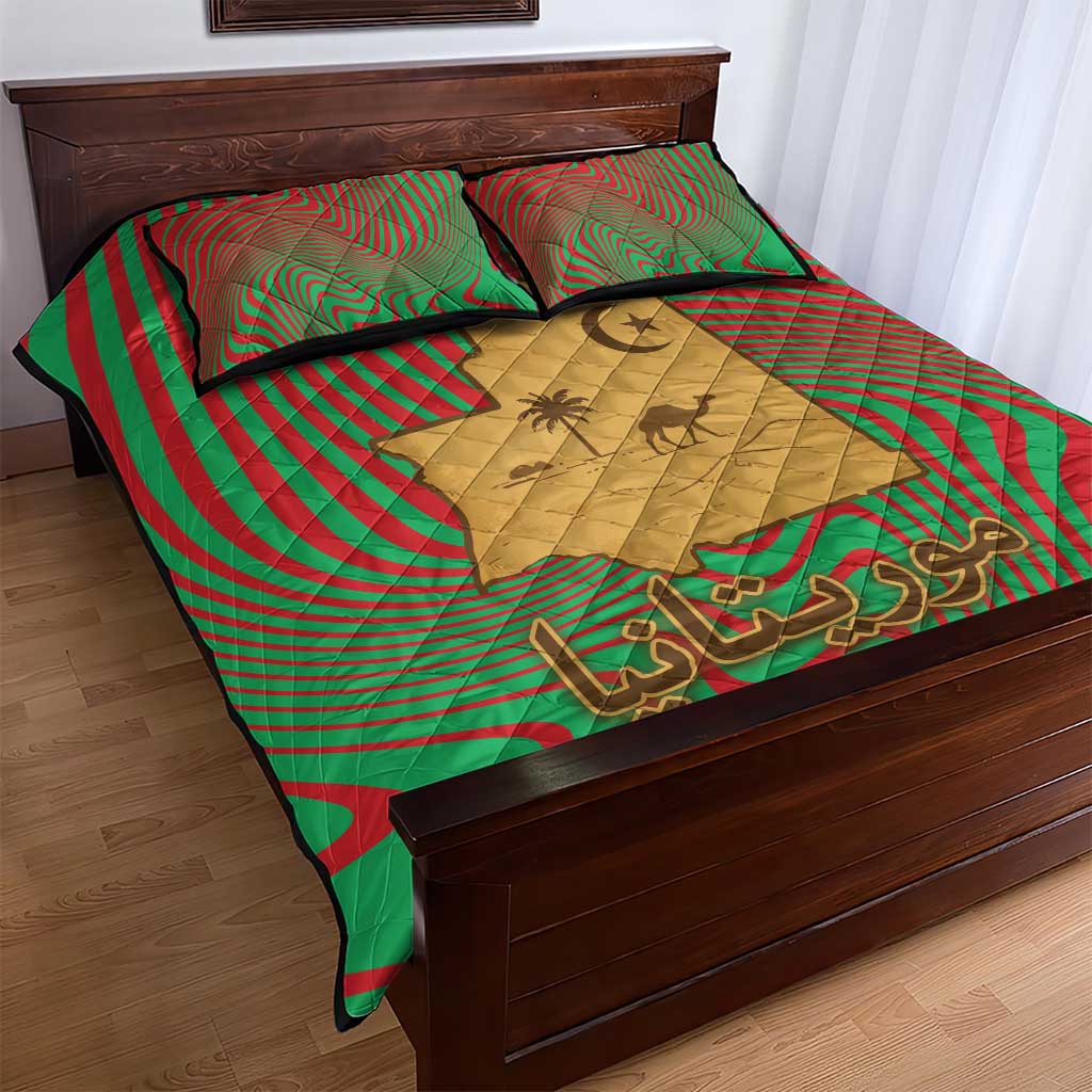 Mauritania Quilt Bed Set - Desert Camel Crescent Moon and Palm Tree Graphic in Red Green Gold Pattern