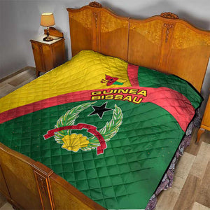 Guinea Bissau Quilt Green Yellow Red Swirl - African Pride