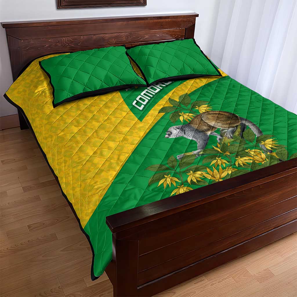 Comoros Quilt Bed Set - National Flag Lemur Design and Ylang Ylang Flower Pattern
