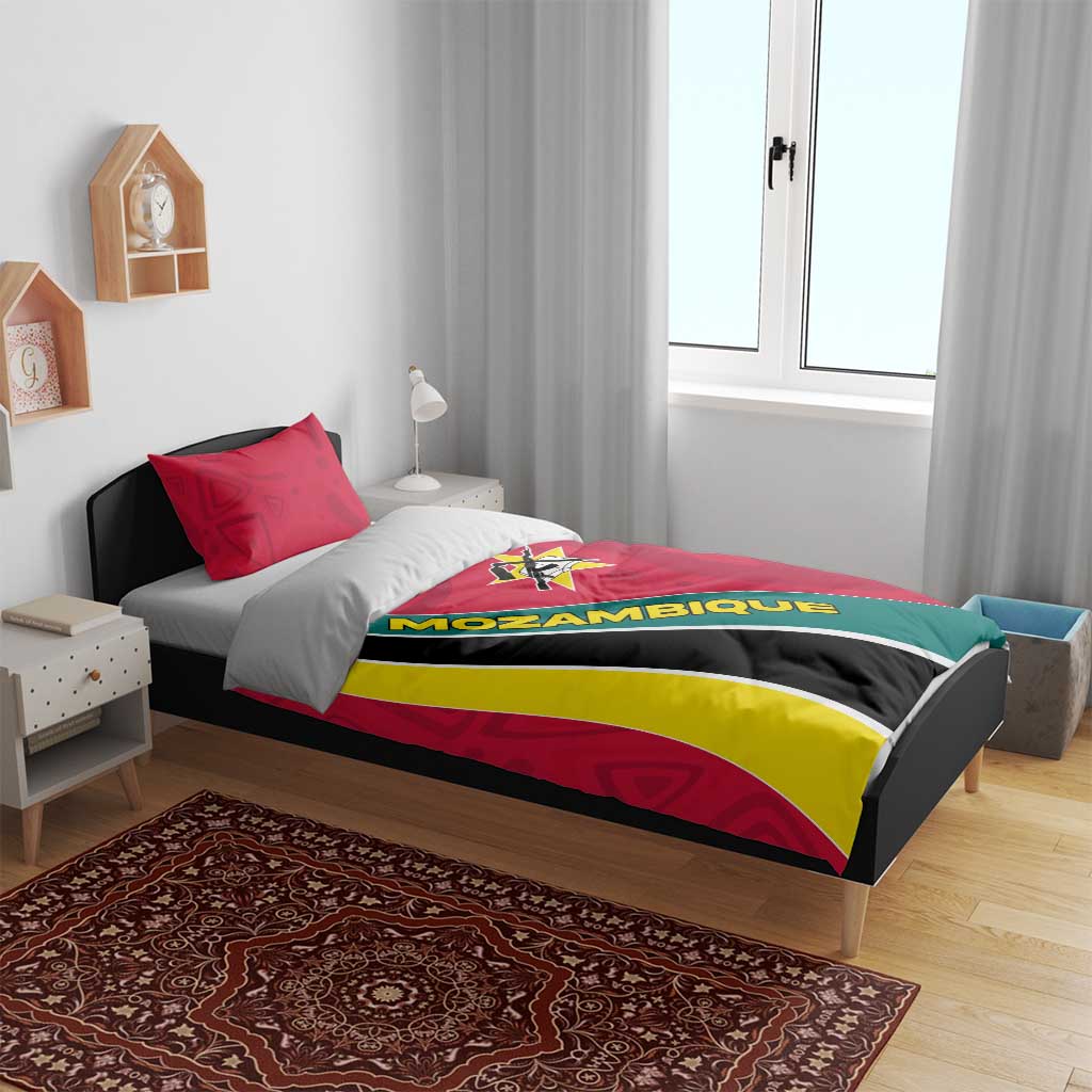 Mozambique Bedding Set Red Yellow Green Wave Design - African Pride