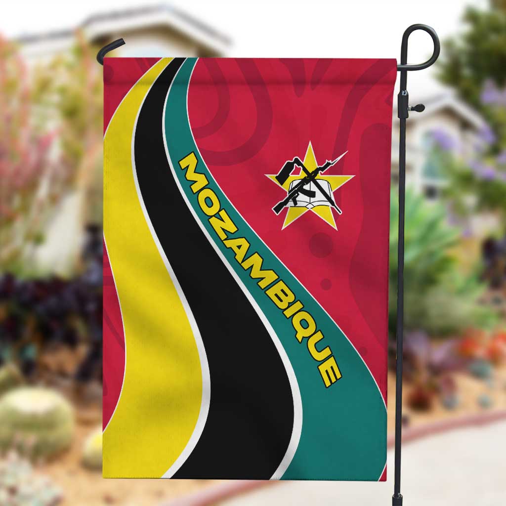 Mozambique Garden Flag Red Yellow Green Wave Design - African Pride