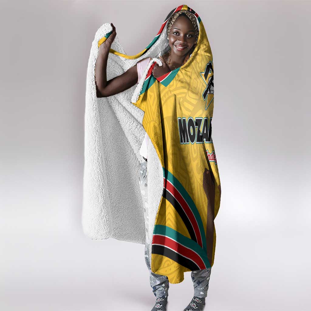 Mozambique Hooded Blanket Yellow Red Green Swirl Independence Day - African Pride