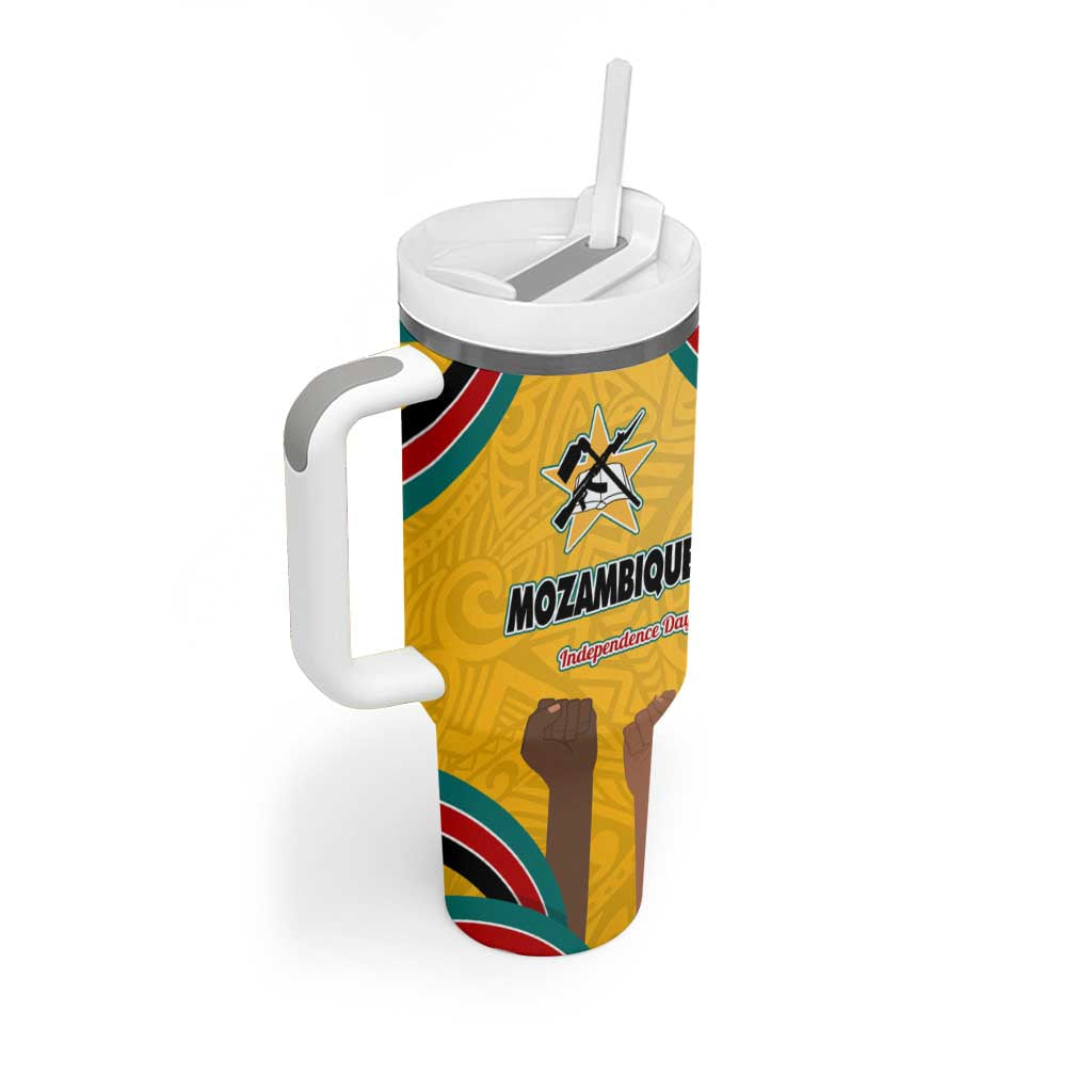 Mozambique Tumbler With Handle Yellow Red Green Swirl Independence Day - African Pride