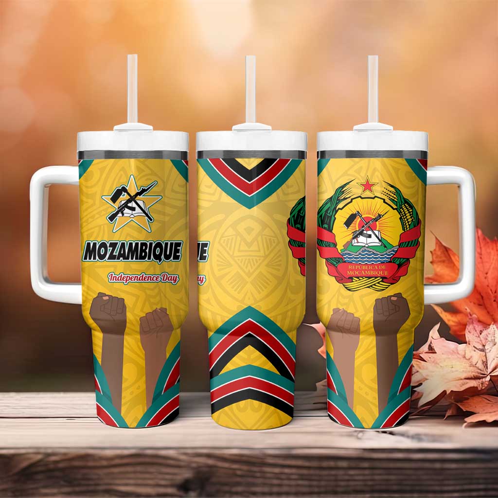 Mozambique Tumbler With Handle Yellow Red Green Swirl Independence Day - African Pride