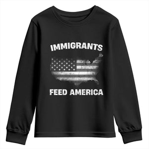 Immigrants Feed America Youth Sweatshirt Grunge US Flag - African Pride