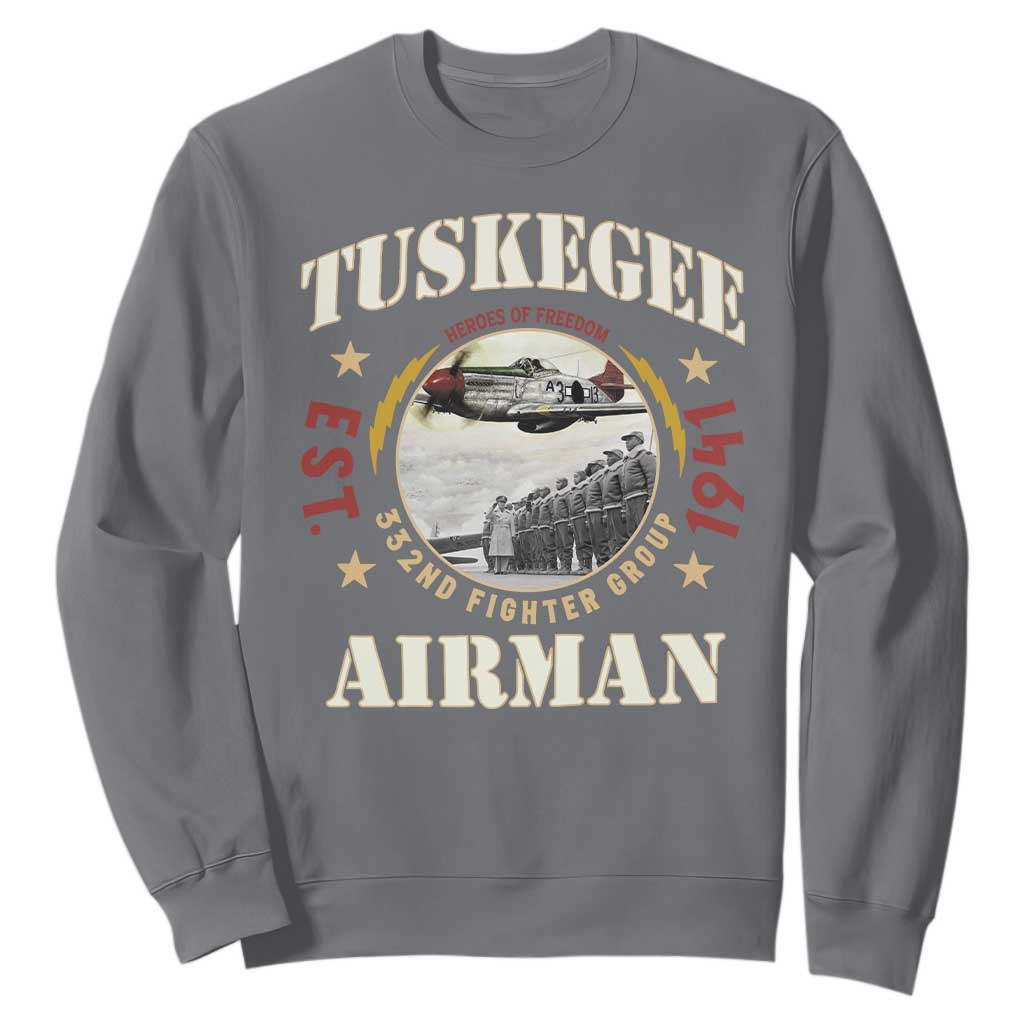 Tuskegee Airman Sweatshirt Heroes Of Freedom 332ND Fighter Group Est 1941